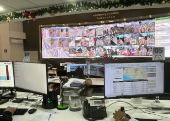 Aseguran 32 mil litros de hidrocarburo, 19 vehículos y un inmueble en Veracruz