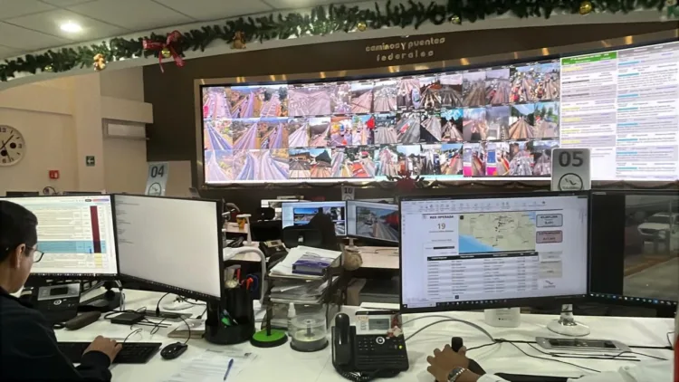 Aseguran 32 mil litros de hidrocarburo, 19 vehículos y un inmueble en Veracruz