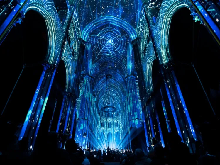 Catedral de Bruselas celebra su 800 aniversario con espectacular video-mapping. | AMEXI/FOTO: IG