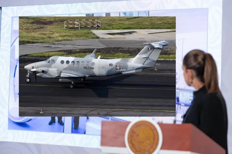 Pide Sheinbaum esperar investigación sobre caída de avión de Marina en Texas