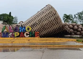 Colapsa “El Colotero” en Álamo de Temapache, Veracruz