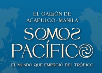 Exposición “El Galeón de Acapulco–Manila” en el Colegio de San Ildefonso con mapas, cerámicas, textiles y objetos de navegación.