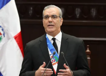 Abinader tiene omnipresencia divina