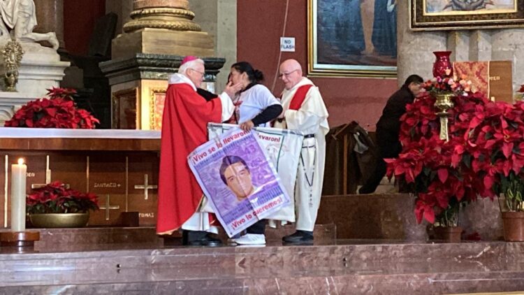 Estado mexicano, complice en la desaparición de los 43: obispo Raúl Vera (Video)