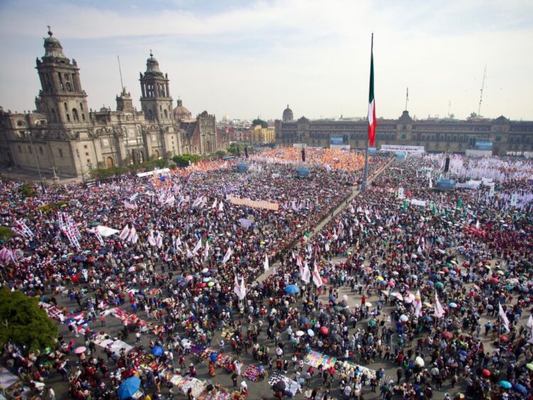 Sheinbaum celebra Zócalo 4T