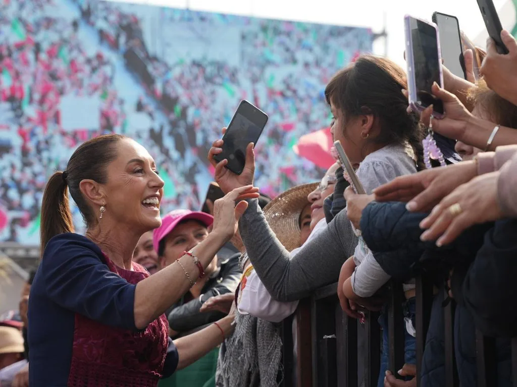 Sheinbaum celebra Zócalo 4T