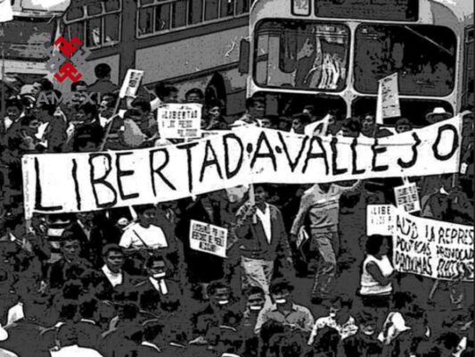 Demettrio Vallejo pasó casi 12 años en la carcel, durante su prisión estuvo dos años en huelga de hambre, lo obligaron a ingerir alimentos por el ombligo, para sobrevivir