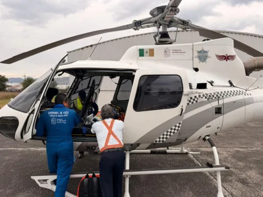 Michoacán ataque con coche bomba en Coahuayana deja un muerto y 10 heridos