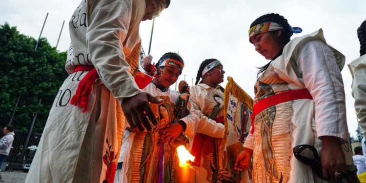 Con amor, devoción y agradecimiento, peregrinos llegan a la Basílica para orar ante la Vigen de Guadalupe