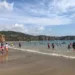Alta afluencia turística en playas mexicanas durante el periodo vacacional de Fin de Año.