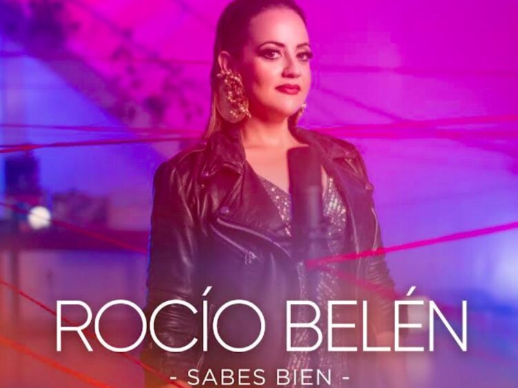 La cantaora española Rocío Belén interpreta temas de su álbum “Alzaré Mi Voz” durante una presentación en vivo.