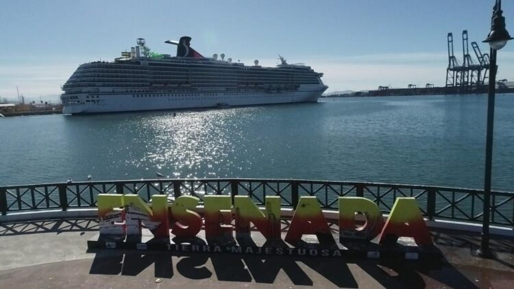 La CONCANACO SERVYTUR México expresó su preocupación por el crecimiento del comercio informal y del denominado “mercado gris” en Ensenada.