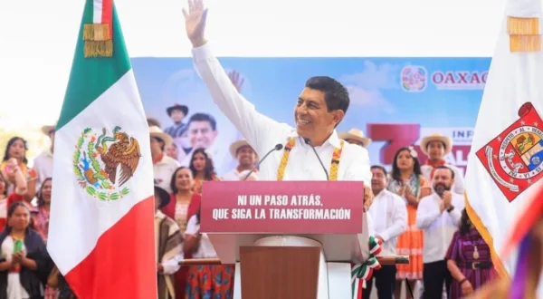 Gobernador de Oaxaca, Salomón Jara da su tercer informe