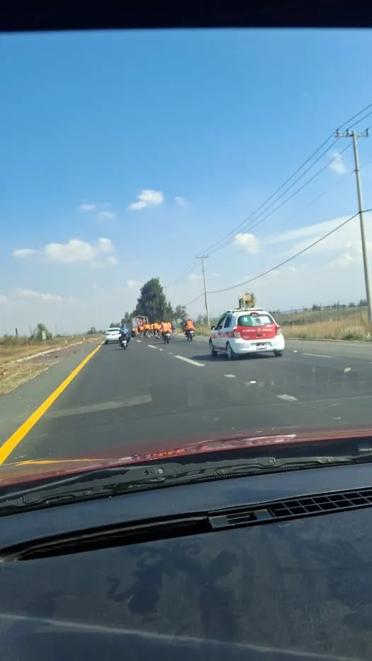 peregrinos autopista Peñón Texcoco