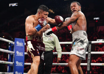 Pitbull Cruz y Lamont Roach