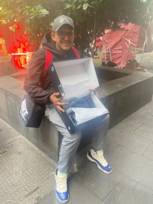 Roberto Varela, sneaker de corazón