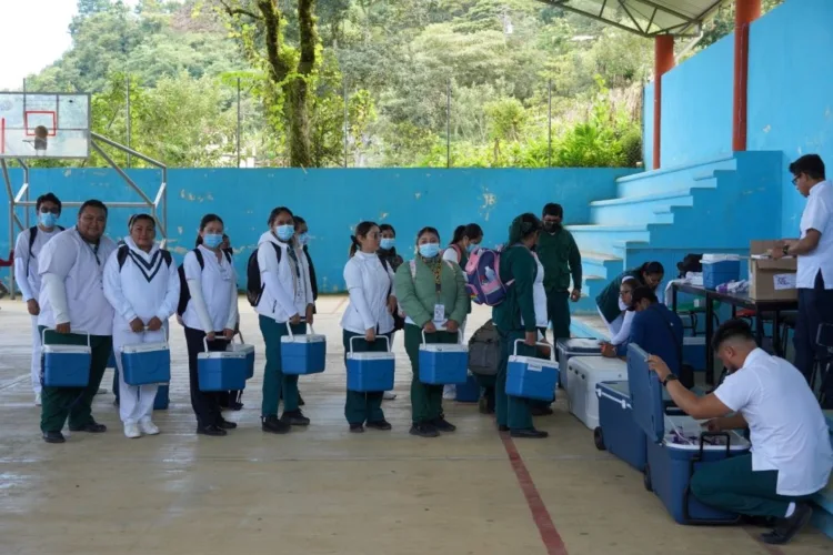 Instalan módulos de vacunación contra sarampión en Chiapas