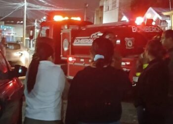 Explota tanque de Gas en Bazar Navideño en Tultitlan, Edomex