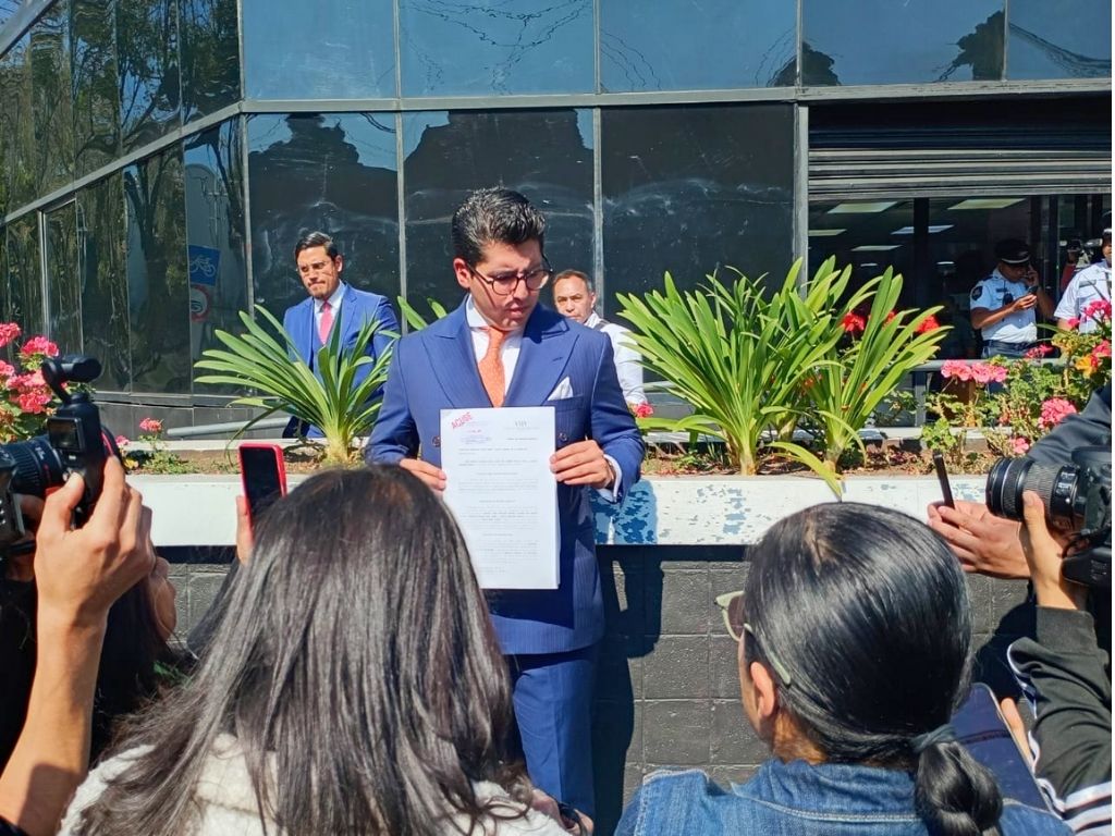 Adrián Arellano presentó la denuncia en nombre de los familiares de las víctimas del descarrilamiento del Interoceánico.