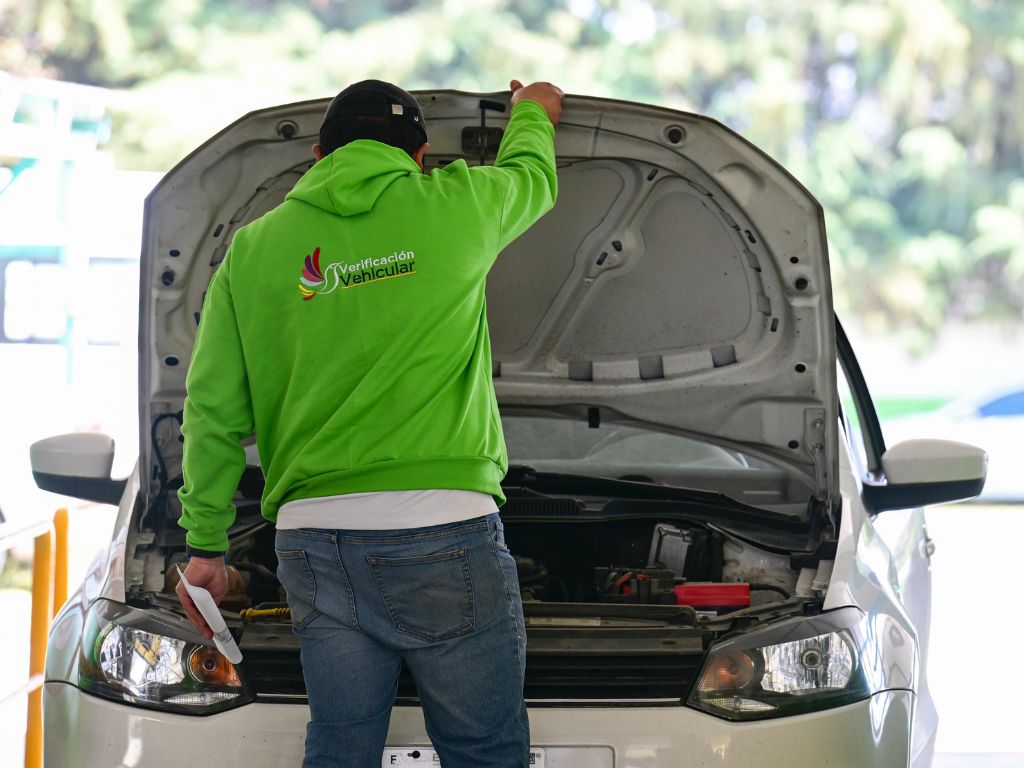 Amplía plazo de verificación para vehículos con placas 9 y 0