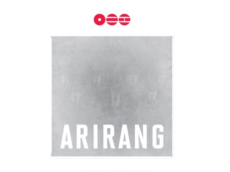 Portada del álbum Arirang de BTS, mostrando el diseño artístico que representa la fusión de pop moderno y raíces folclóricas coreanas.