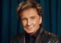 Barry Manilow reaparece tras su diagnóstico de cáncer
