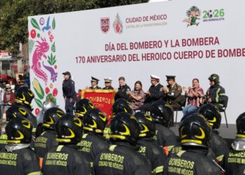 Brugada honra a Bomberos en su 170 aniversario y reafirma apoyo