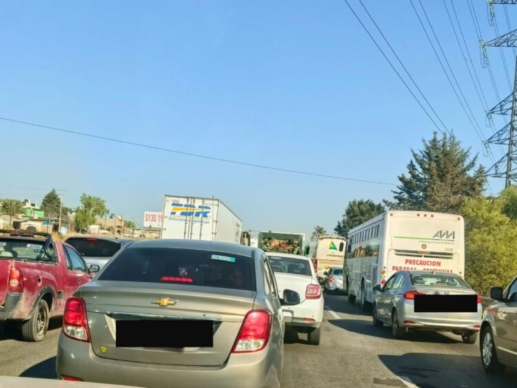 Choque en la México-Querétaro km 56