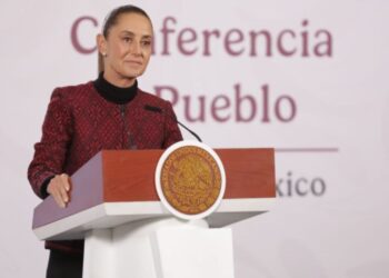 Sheinbaum defiende padrón de celulares y niega uso de datos para vigilancia