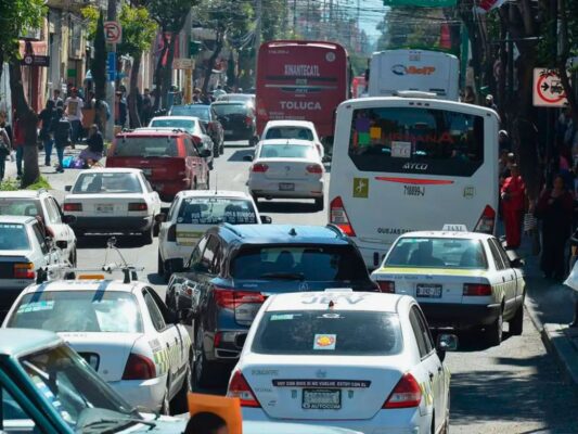 Restricciones en Toluca y Tianguistenco por la contingencia ambiental y el Doble Hoy No Circula.