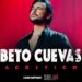 Beto Cuevas interpreta su gira “Beto Cuevas Acústico – USA 2026” en escenario, con guitarra en mano y visuales inspirados en La Ley MTV Unplugged.