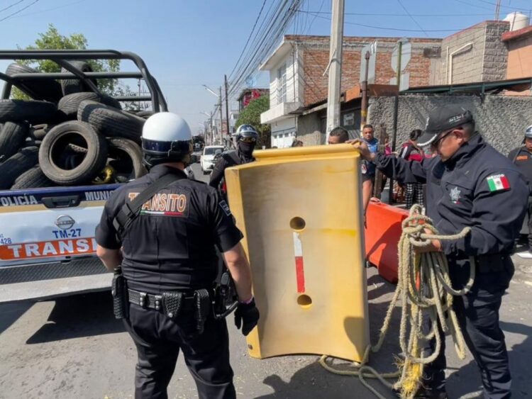 Ecatepec declara guerra a franeleros en calles y hospitales