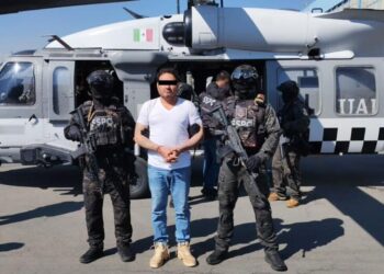 Cae "El Botox": trasladan a cabecilla de célula criminal a la FEMDO