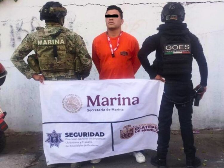 Lo detienen con subametralladora UZI. AMEXI