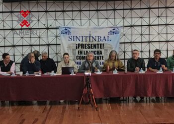 El abogado laboralista Juan de Dios Hernández Monge, en su conferencia magistral, durante el Foro de la CNSUESIC, habla del incumplimiento del Estado, en destinar suficiente presupuesto para la educación