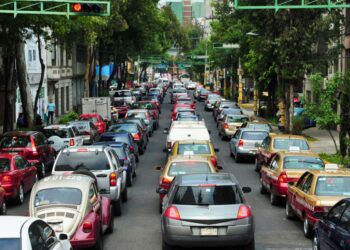 La Fase 1 de Contingencia Ambiental activa el Doble Hoy No Circula este viernes 9 de enero en CDMX y Edomex.