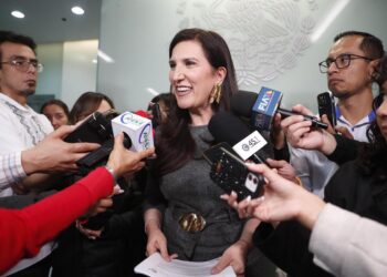 Comisión Permanente recibe solicitud de ratificación de Gertz Manero como embajador