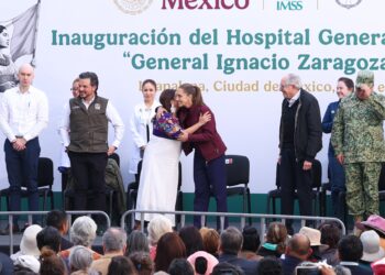 En breve, los mexicanos tendrán una credencial de salud única, anuncia Sheinbaum.