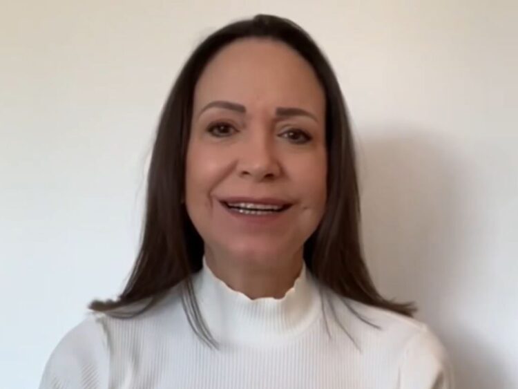 «Llegó la hora de la libertad», afirma María Corina ante la intervención estadounidense en Venezuela