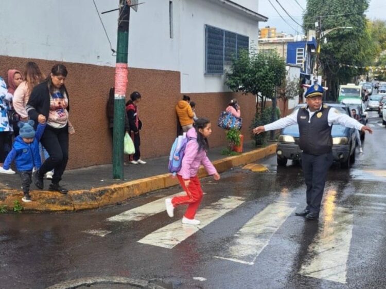 Más de 14 mil efectivos en Cdmx para seguridad por regreso a clases