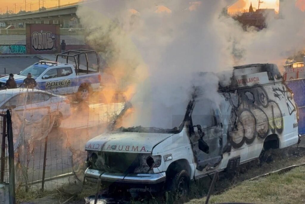 En Breves de los Estados el 14 de enero. La ambulancia incendiada.