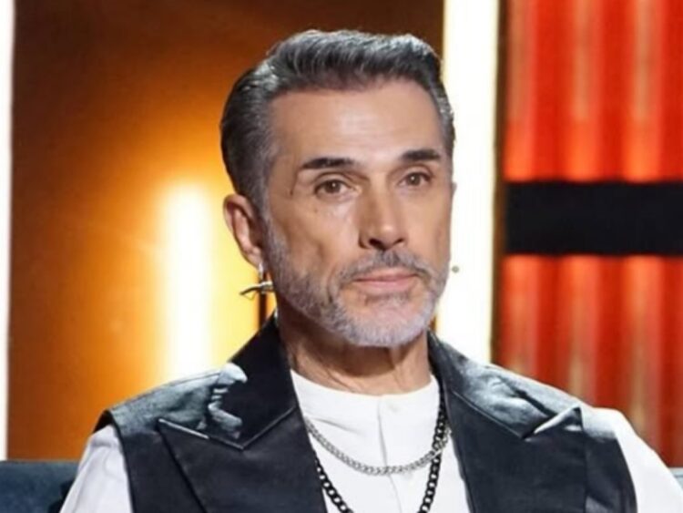 Sergio Mayer durante una entrevista en la que habló de su discusión en vivo con Joaquín López-Dóriga.