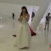 Susana Zabaleta abraza a asistentes en el Museo Soumaya como parte de su campaña de conexión y empatía en 2026.