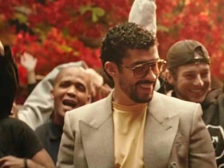 Bad Bunny en concierto durante su tour “Debí Tirar Más Fotos”, que generó millones de interacciones en redes sociales en 2025.