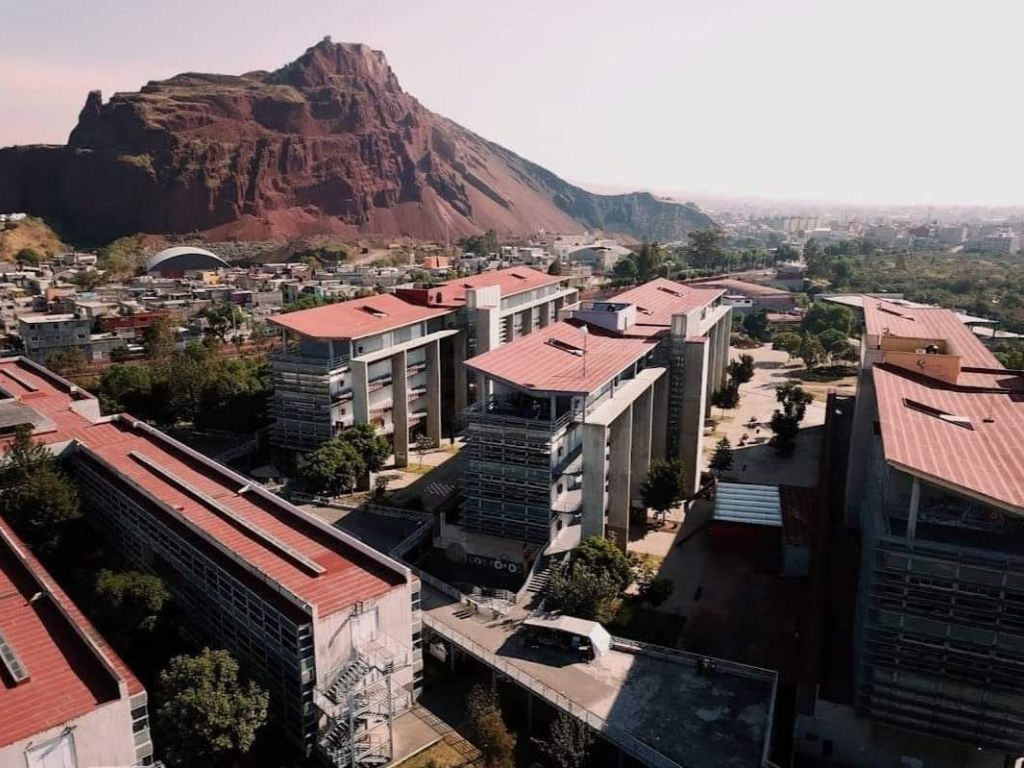 Universidades de México condenan intervención militar de EU en Venezuela.