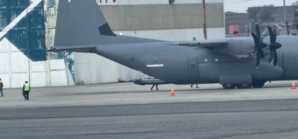 Aterriza Avión de EU en Aeropuerto Internacional de Toluca