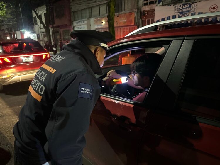 breves de los estados este 5 de enero