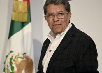 Diputado de Morena, Ricardo Monreal defiende la política exterior mexicana