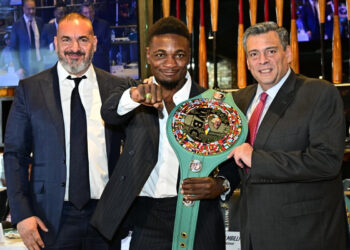 Christian Mbilli, nuevo campeón supermedio del CMB