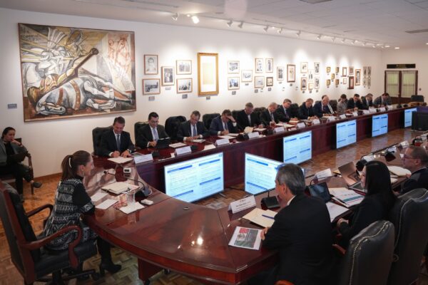 Sheinbaum, Banxico, banqueros